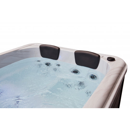 Luxury Spas Social 5-Person Hot Tub