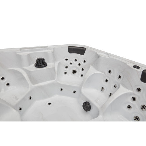 Luxury Spas Eclipse 6-Person Hot Tub