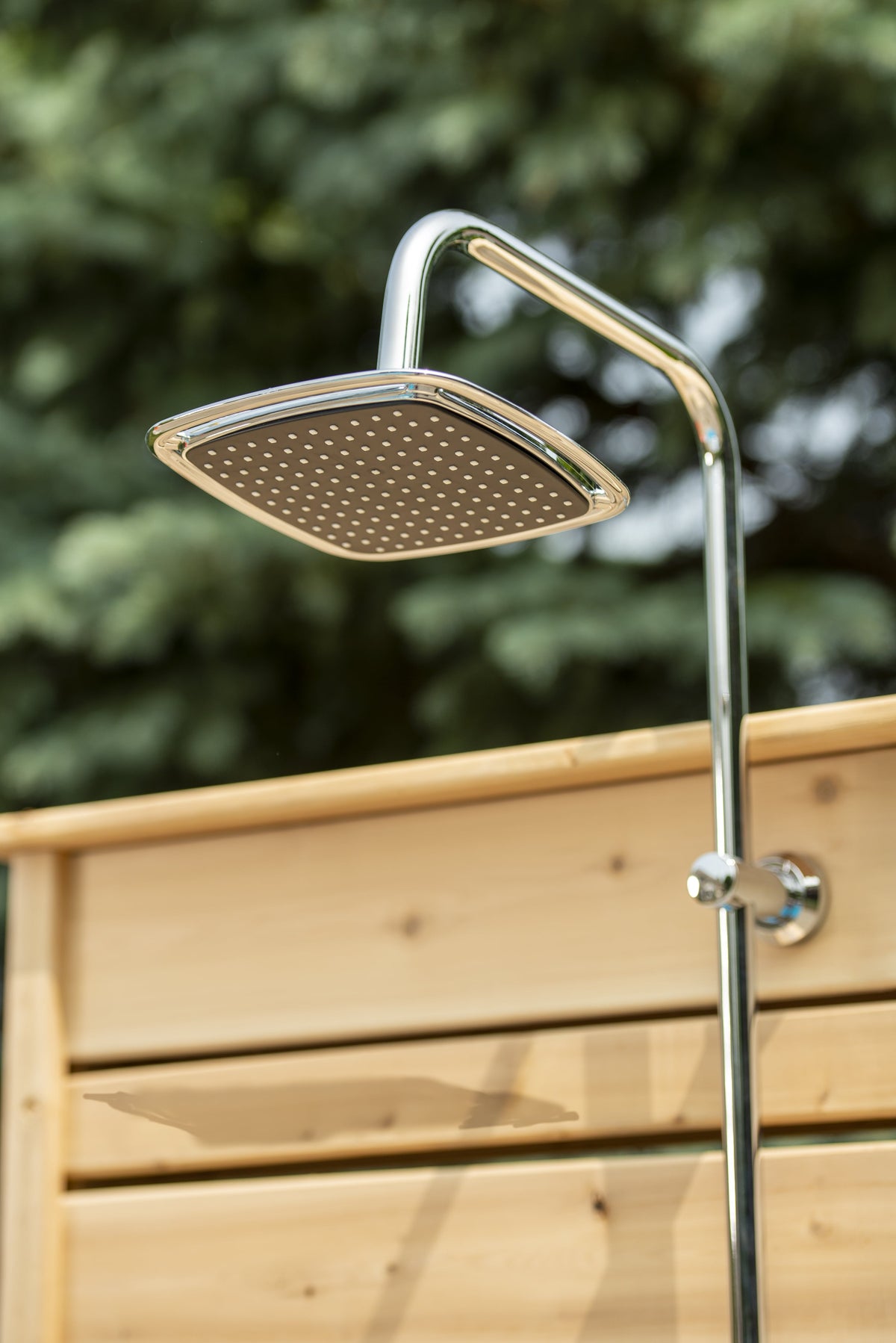 Dundalk CT Savannah Standing Shower - White Cedar-Outdoor Shower-Dundalk Leisurecraft-Nordica Sauna