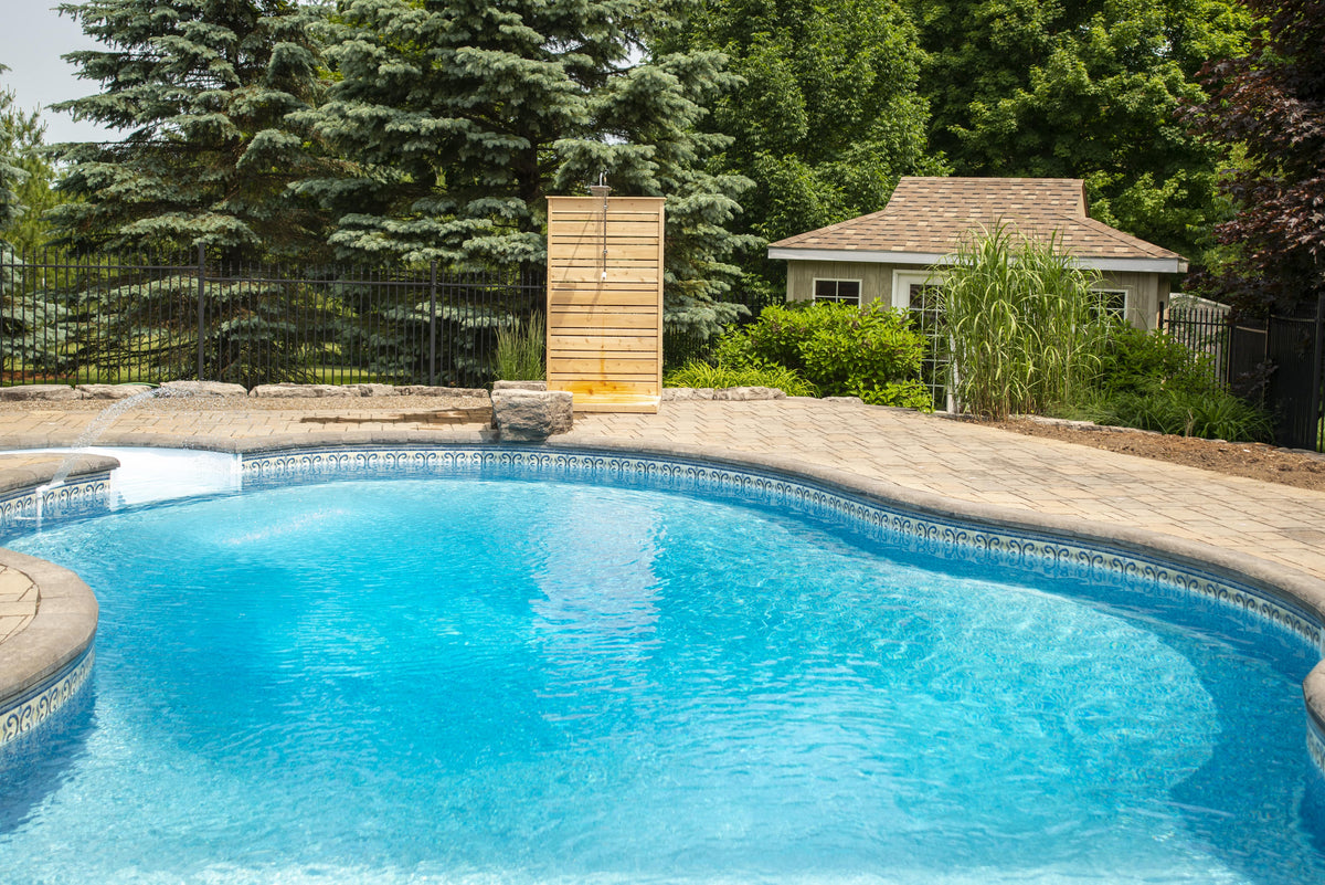 Dundalk CT Savannah Standing Shower - White Cedar-Outdoor Shower-Dundalk Leisurecraft-Nordica Sauna