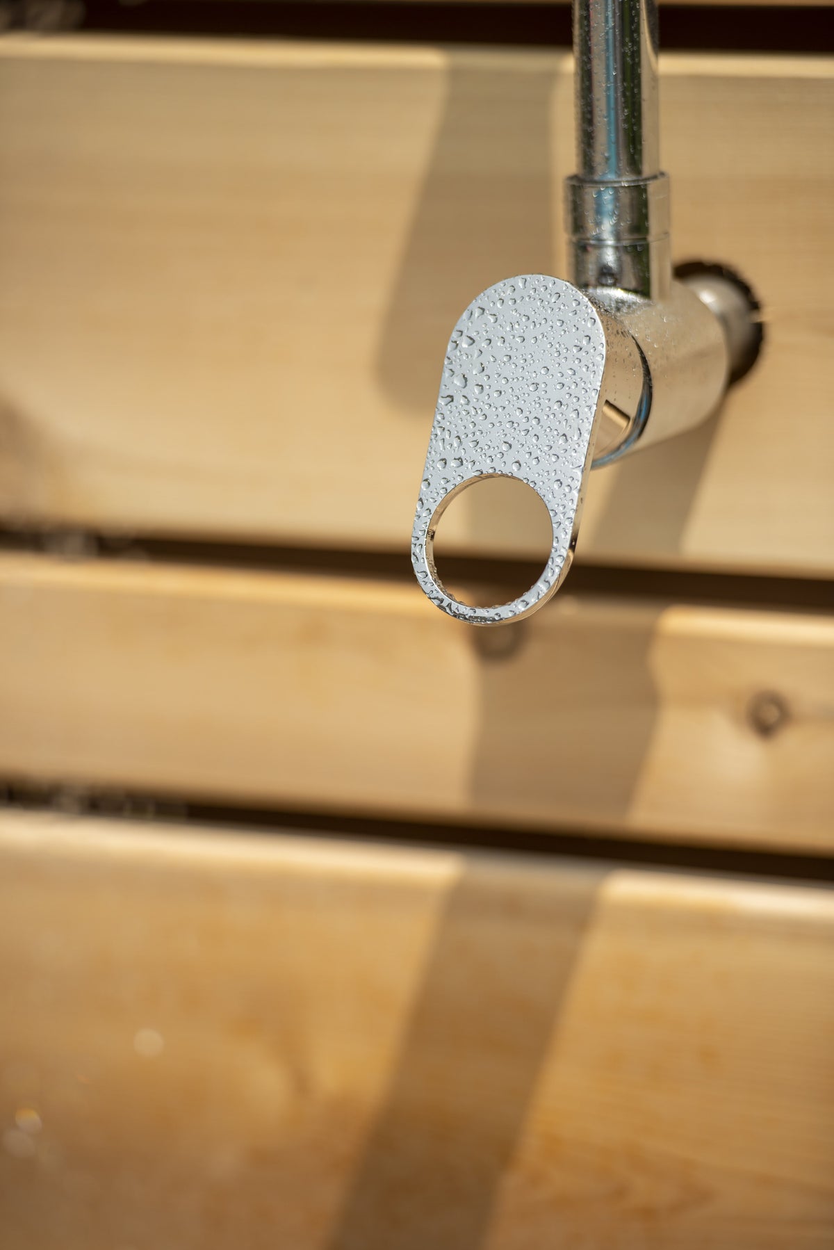 Dundalk CT Savannah Standing Shower - White Cedar-Outdoor Shower-Dundalk Leisurecraft-Nordica Sauna