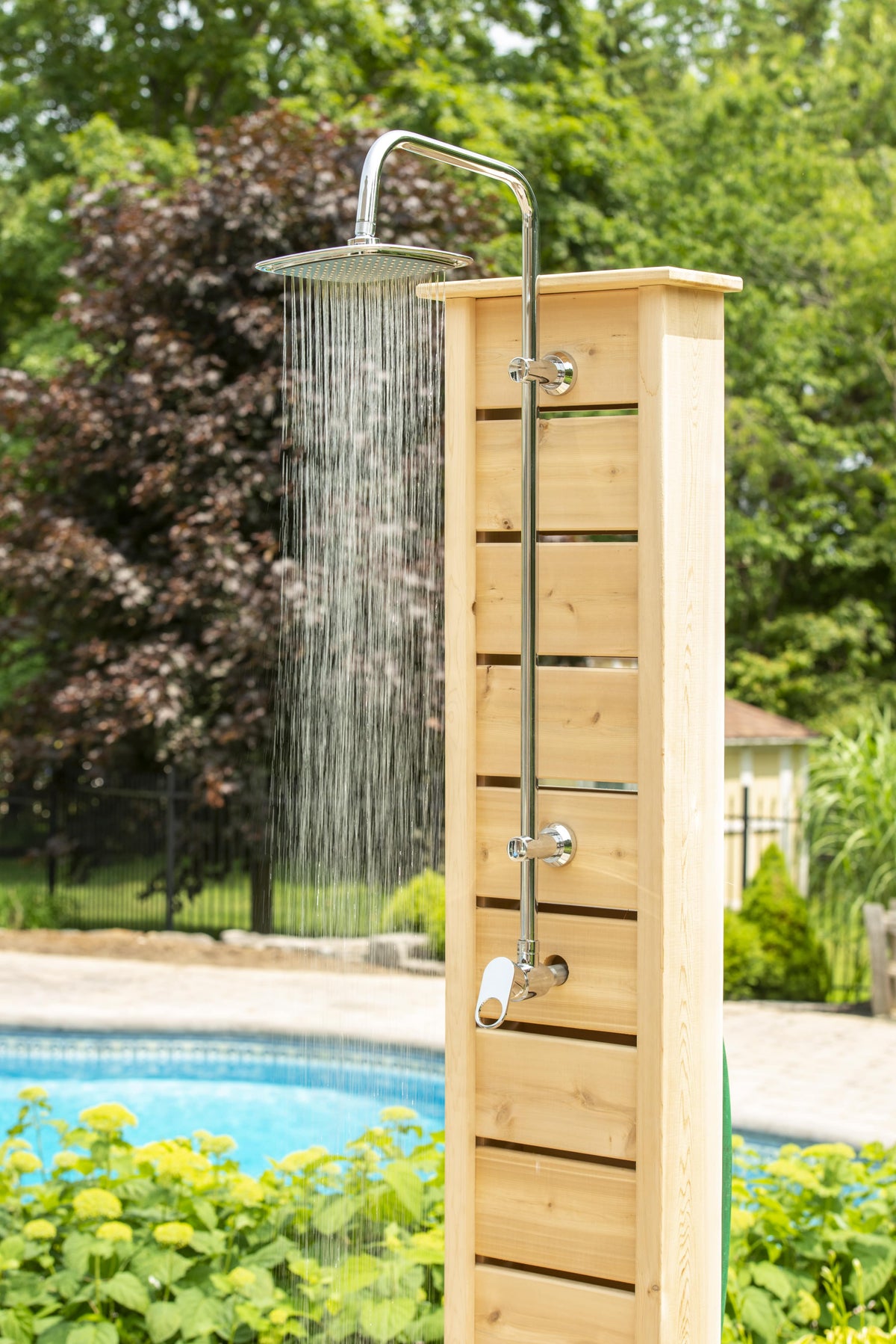 Dundalk CT Sierra Pillar Shower - White Cedar-Outdoor Shower-Dundalk Leisurecraft-Nordica Sauna